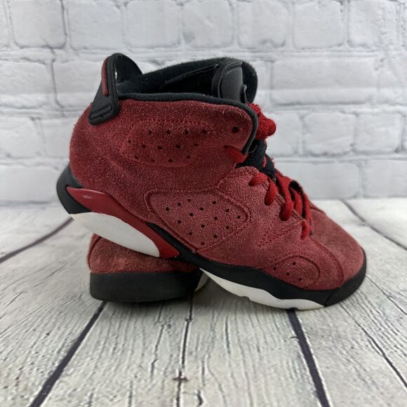 2022 Nike Air Jordan 6 Retro‎ Toro - Kids Youth Size 13C (DV3605-600) Suede Red - Picture 1 of 8